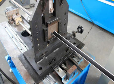 Otomatik Kesme Sistemli Küçük Çelik Çerçeveleme Soğuk Doldurma Şekillendirme Makinesi