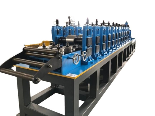 Çok yönlü Slotted Stud And Track Roll Forming Machine özel şekiller ve yuva boyutları için