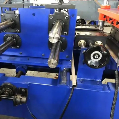 Snap Lock Standing Seam Roll Forming Machine for Roofing Panels With Single Snap Lock Seam (Tek Snap Lock Seam) Çatı panelleri için Snap Lock ayakta dikişli rulo oluşturma makinesi