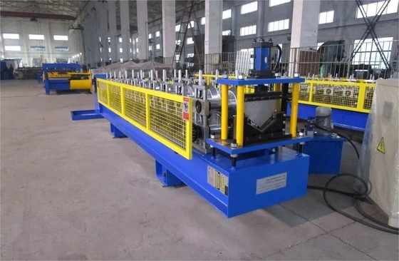 4kw Yüksek Performanslı Ridge Cap Roll Forming Makines For Seamless Roofing System
