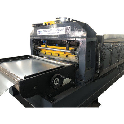 ABD piyasası için Dovetail Decking rulo oluşturma makinesi Ülke özel ihtiyaçları için tasarlanmış ve üretilmiştir