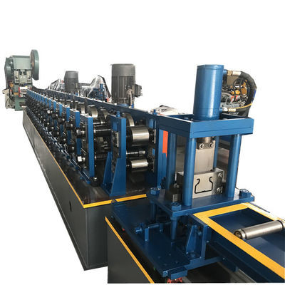 Depolama ihtiyaçları için Yüksek Performanslı Seçici Palet Racking Rolling Forming Makinesi
