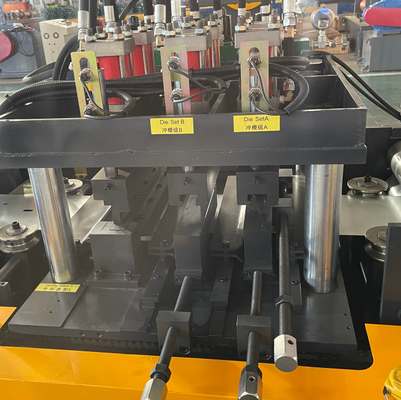 Şapka Purline Roll Forming Makine Toplu olarak Tamamen Otomatik olarak Purlines Profili Yapın